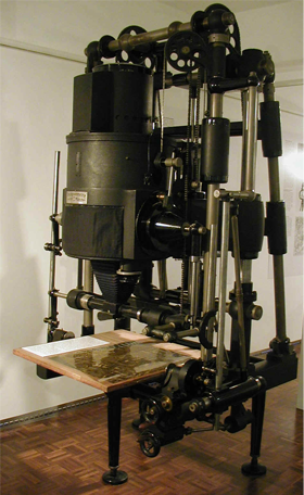 Einzelbildentzerrungsgerät SEG I, Carl Zeiss Jena, 1926 Einzelbildentzerrungsgerät SEG I, Carl Zeiss Jena, 1926